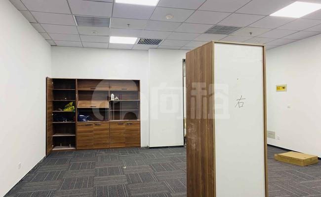 张江日月光 88m²办公室 4.7元/m²/天 中等装修