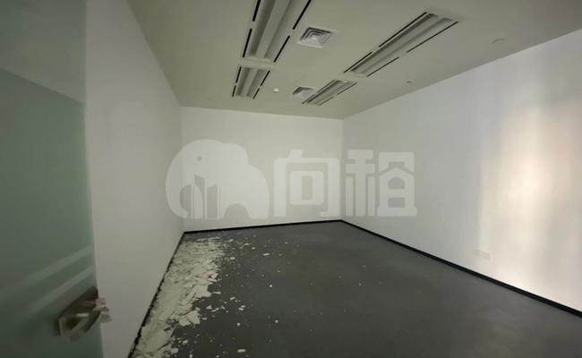 廖创兴金融中心写字楼 411m²办公室 8.1元/m²/天 中等装修