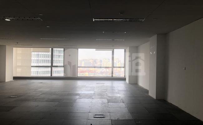 北外滩中心写字楼 171m²办公室 4.86元/m²/天 中等装修