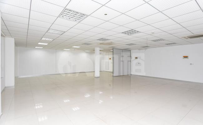 台尚创意园 195m²办公室 3.3元/m²/天 中等装修