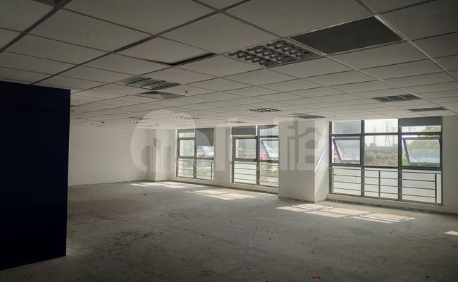 欧迪芬大楼 130m²办公室 2.5元/m²/天 简单装修