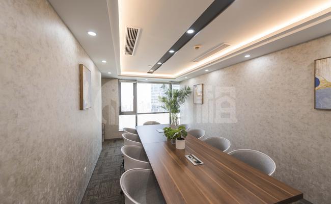 嘉和国际大厦 242m²办公室 4.3元/m²/天 精品装修