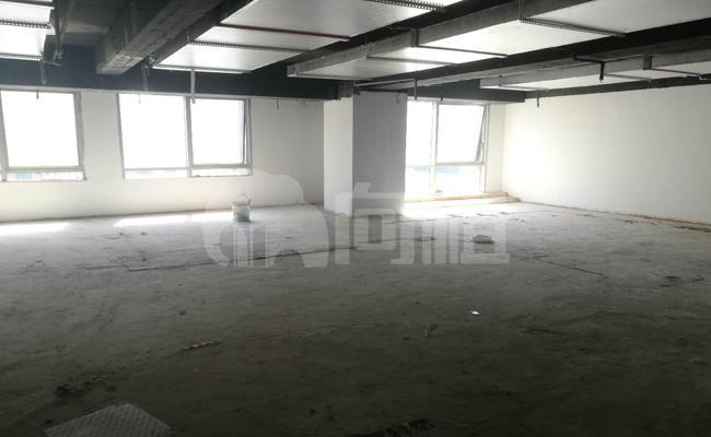 光大会展中心 239m²办公室 3.4元/m²/天 中等装修