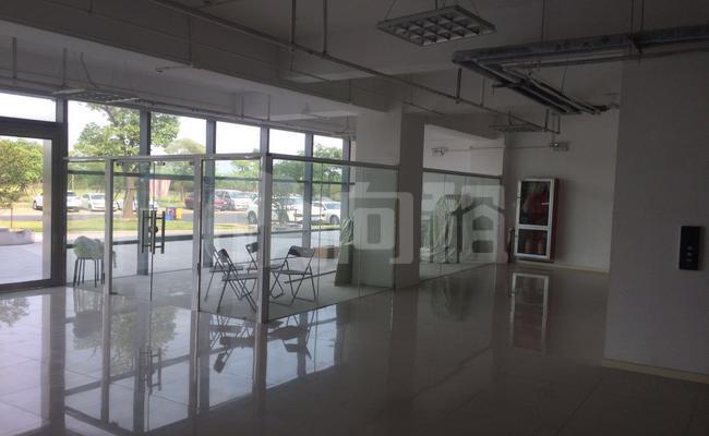 上海国际研发总部基地 80m²办公室 2.7元/m²/天 简单装修