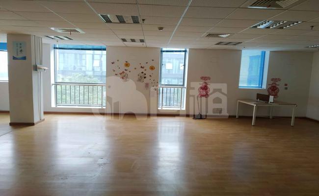 上海国际研发总部基地 98m²办公室 3元/m²/天 简单装修