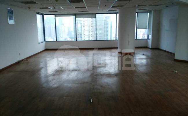 港泰广场 191m²办公室 4.3元/m²/天 中等装修