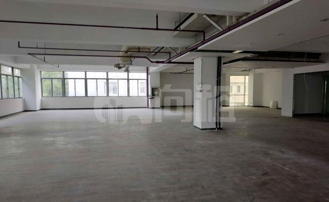 皓顺大厦 157m²办公室 4.3元/m²/天 毛坯