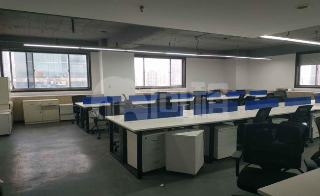 内外联大厦 590m²办公室 4.8元/m²/天 精品装修