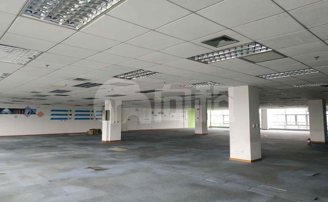 华虹科技园 1800m²办公室 4.1元/m²/天 简单装修