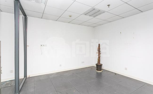 宝虹中心 89m²办公室 3.1元/m²/天 精品装修