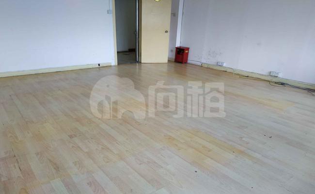 川北商务楼 40m²办公室 3元/m²/天 简单装修