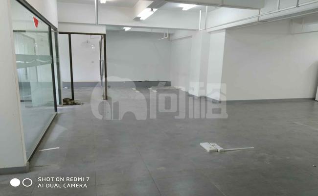 金门广场 4242m²办公室 1.4元/m²/天 简单装修