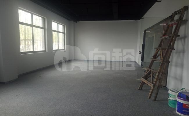 思兰创客中心 292m²办公室 1.7元/m²/天 简单装修