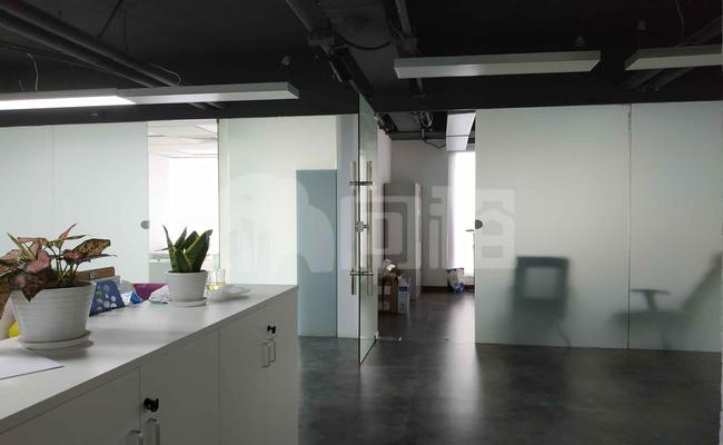 万科2049创意汇 150m²办公室 4元/m²/天 精品装修