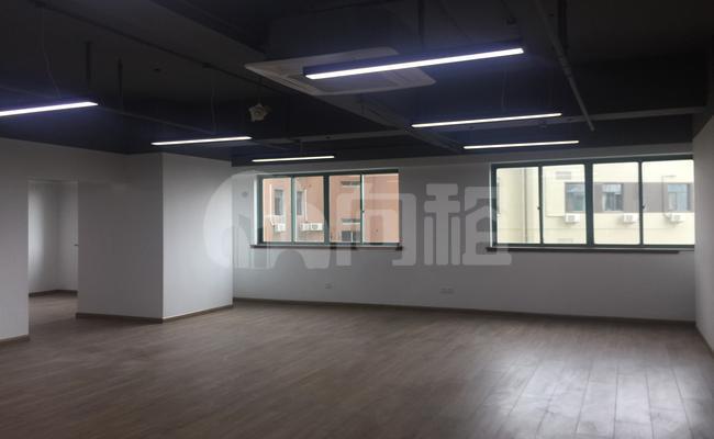 君悦苑 148m²办公室 4.3元/m²/天 精品装修