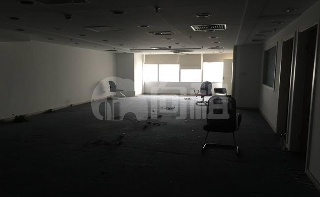 信南商务综合楼 253m²办公室 3.6元/m²/天 简单装修