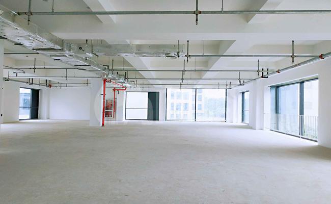 华鑫慧天地 2506m²办公室 4.8元/m²/天 毛坯
