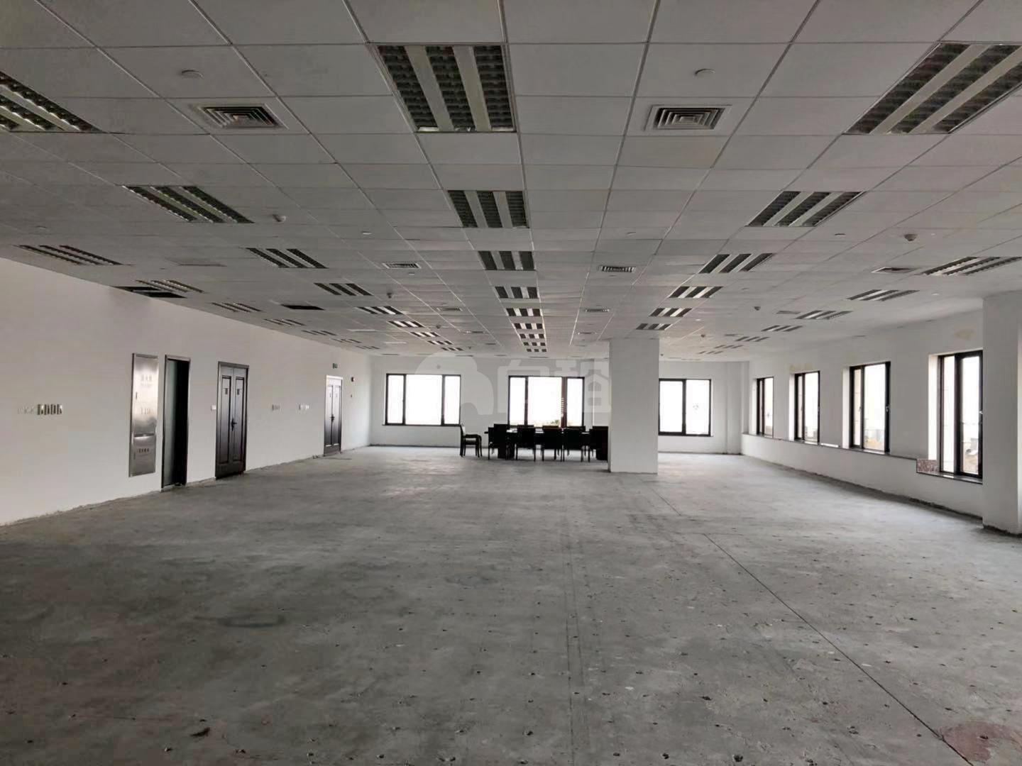久事商务大厦写字楼 839m²办公室 8.82元/m²/天 精品装修