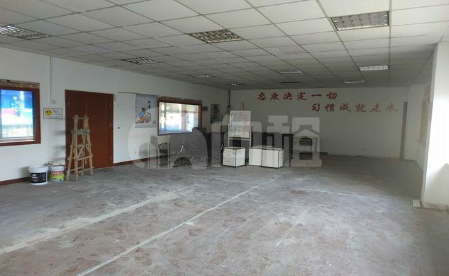 上海炮台商务中心 130m²办公室 2.1元/m²/天 简单装修