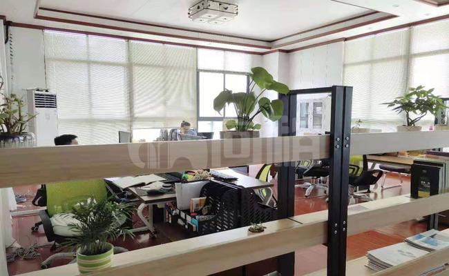 上海金融谷 288m²办公室 1.5元/m²/天 精品装修