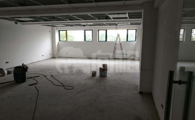 福克斯（沪光东路店） 95m²办公室 1.7元/m²/天 简单装修