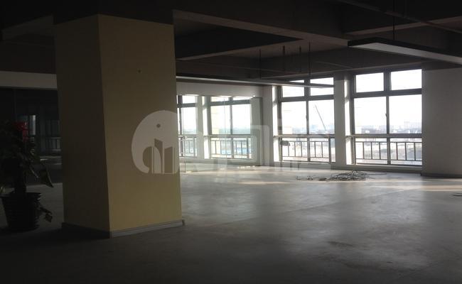 上海电子物联产业园 360m²办公室 1.5元/m²/天 中等装修
