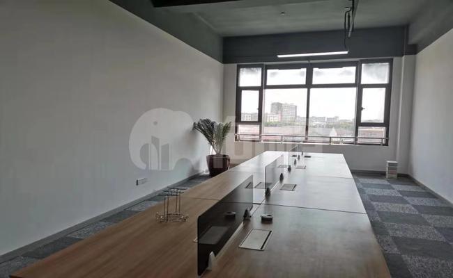 清华同方创业家 86m²办公室 2.2元/m²/天 精品装修