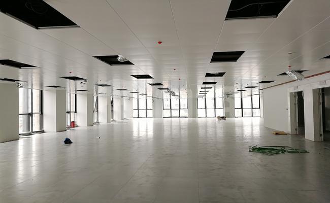 鼎保大厦写字楼 400m²办公室 6.48元/m²/天 简单装修