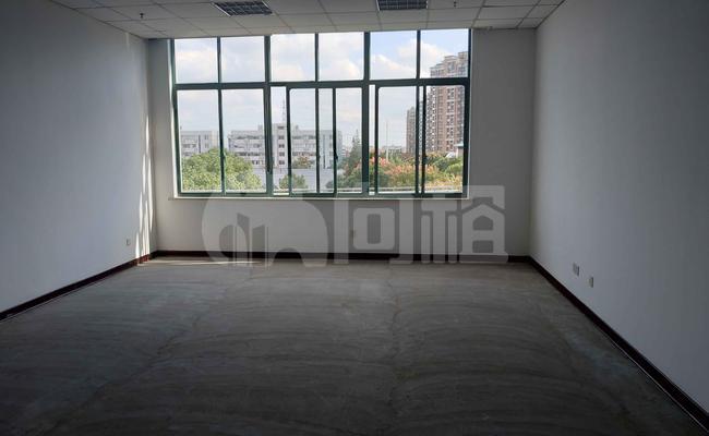 莘智创业基地 92m²办公室 2.9元/m²/天 简单装修