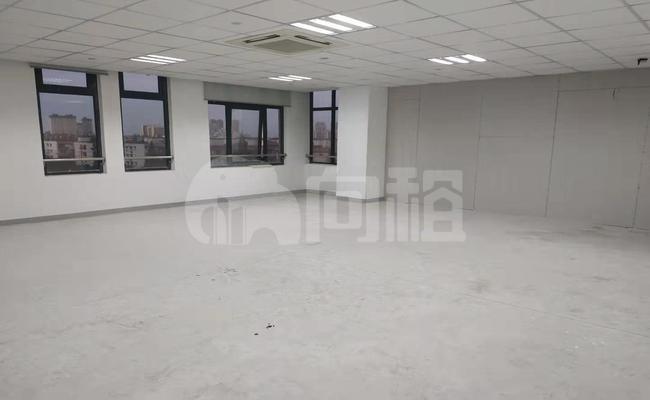 133世界广场 76m²办公室 2.9元/m²/天 中等装修