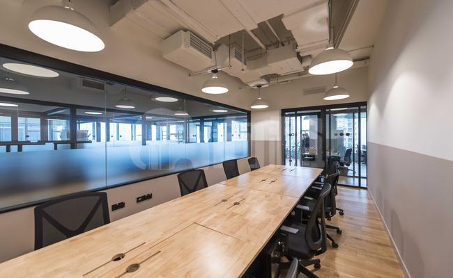 上海招商局广场 WeWork 40m²共享办公 精品装修