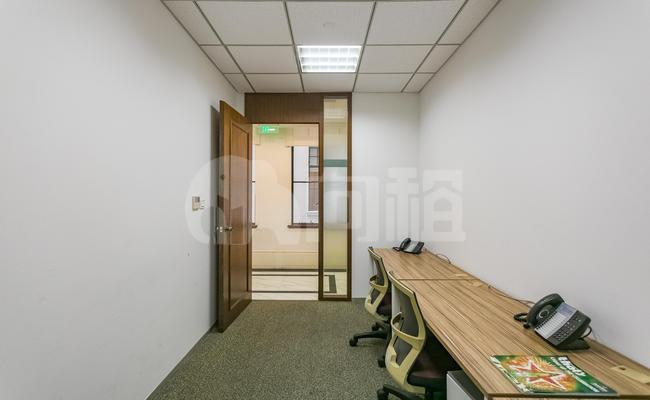 中一大楼 Bund 270 (启麟商务中心） 25m²共享办公 精品装修