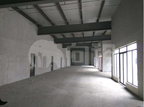 西岸·蓝海 107m²办公室 2.6元/m²/天 毛坯