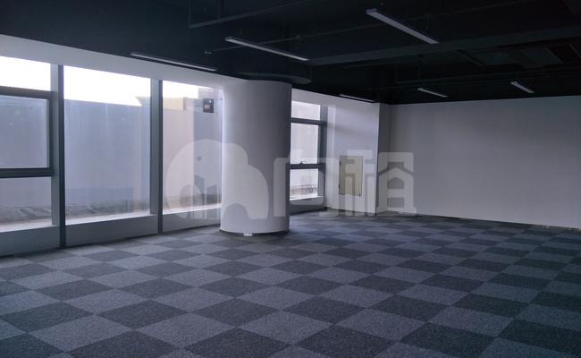 汇金大厦 168m²办公室 1.7元/m²/天 中等装修