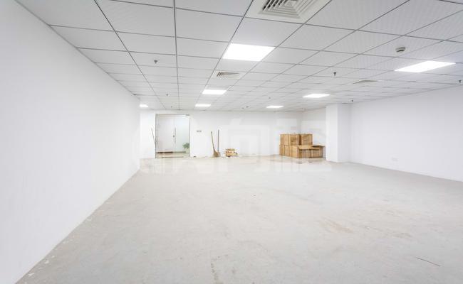 莘庄智慧园 144m²办公室 3.3元/m²/天 中等装修