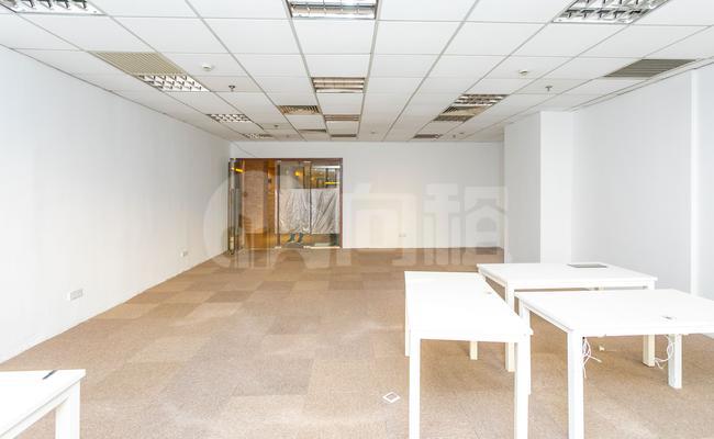 华纳商务中心 100m²办公室 4.3元/m²/天 中等装修