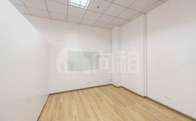 中观产业园 189m²办公室 3.3元/m²/天 精品装修