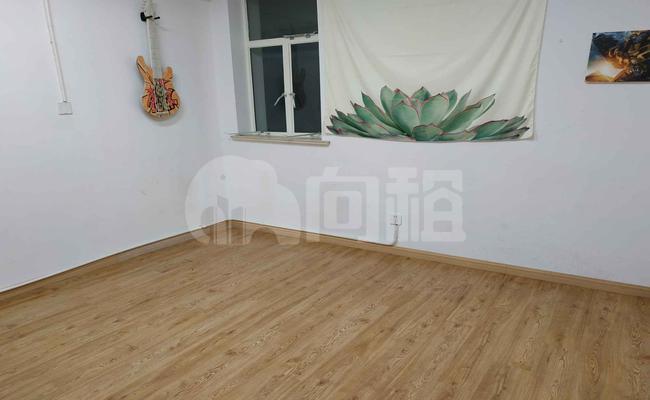 淮海大厦 35m²办公室 4.3元/m²/天 中等装修