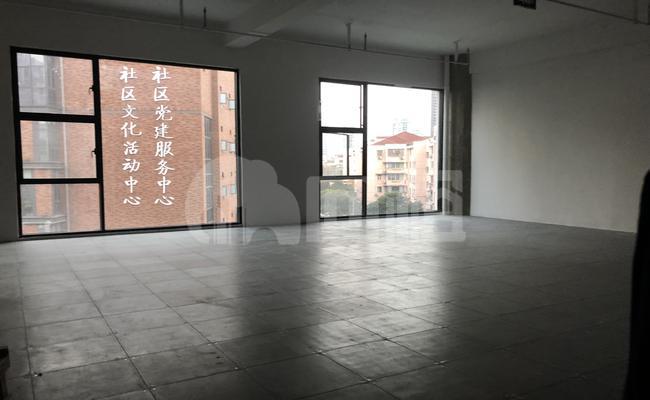 蓝村大厦写字楼 146m²办公室 4.86元/m²/天 毛坯