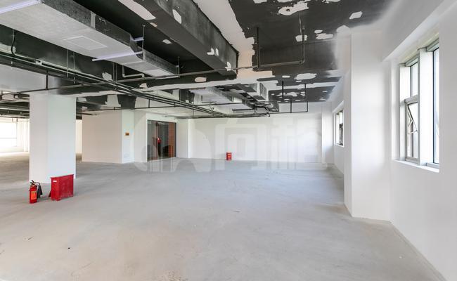 莱茵·虹桥中心 187m²办公室 3.3元/m²/天 中等装修