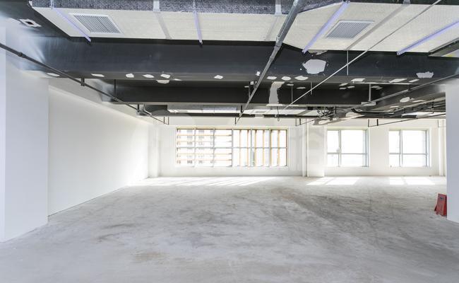 莱茵·虹桥中心 161m²办公室 3.3元/m²/天 中等装修